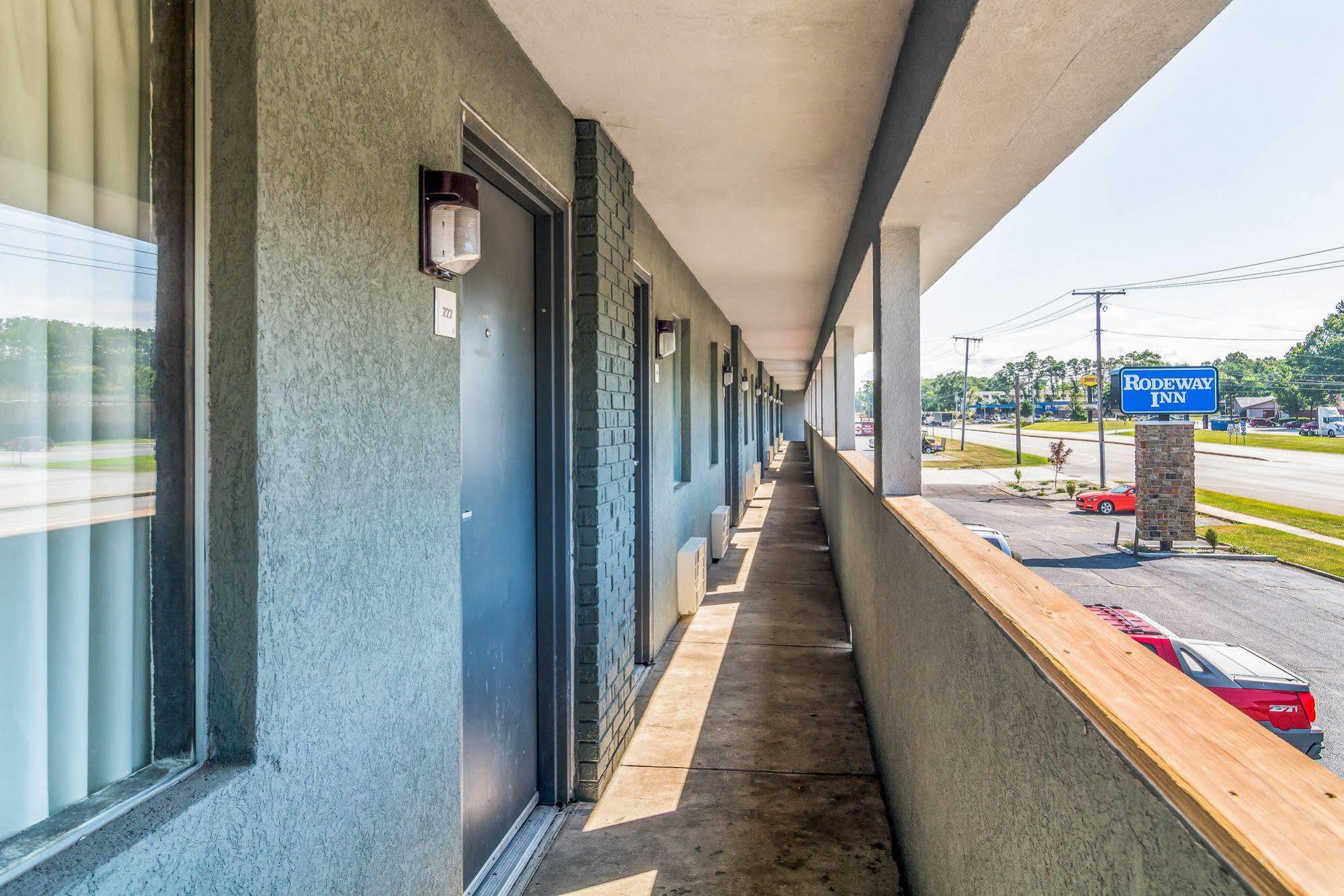 Rodeway Inn بورتاغ المظهر الخارجي الصورة