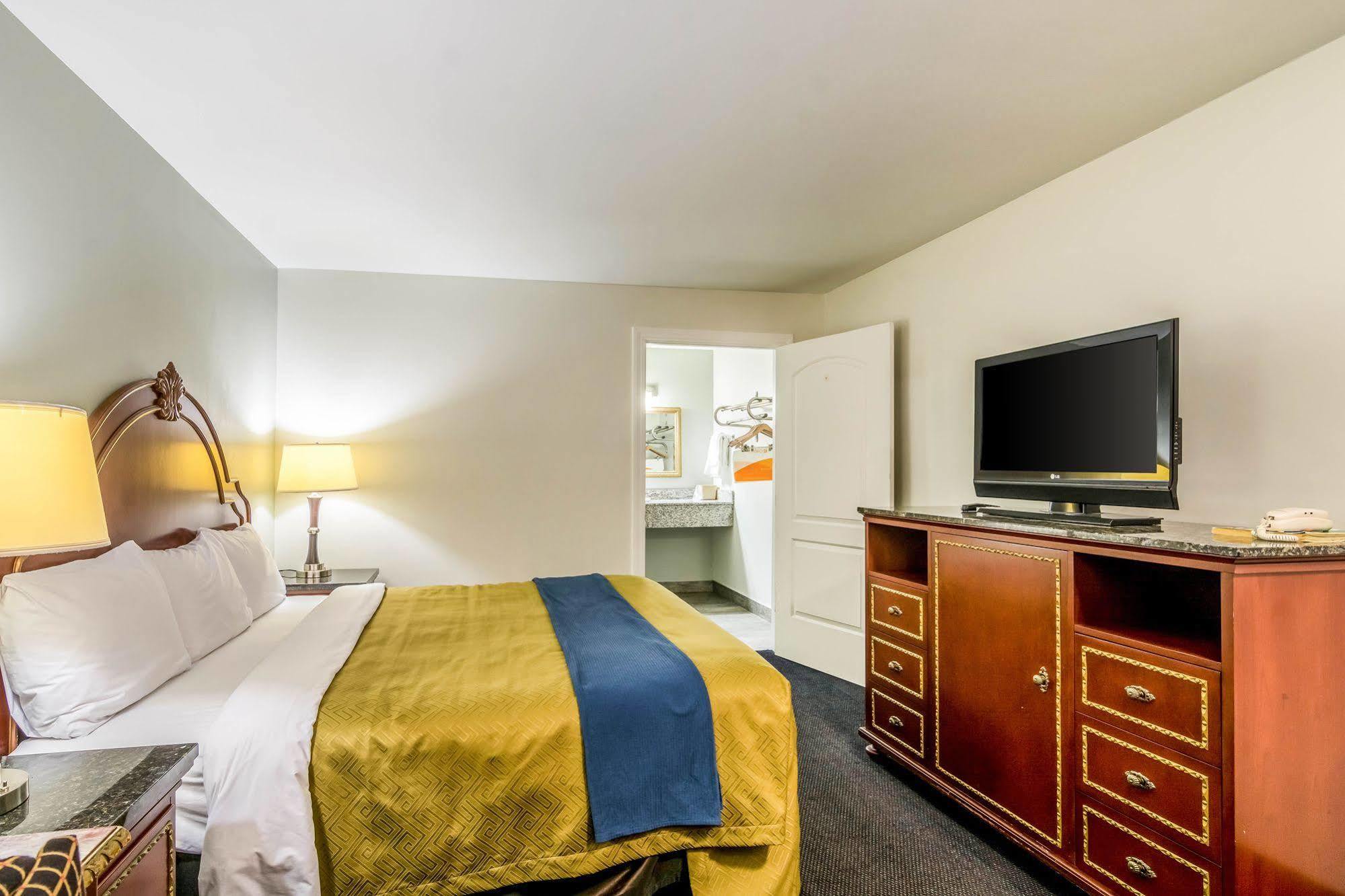 Rodeway Inn بورتاغ المظهر الخارجي الصورة
