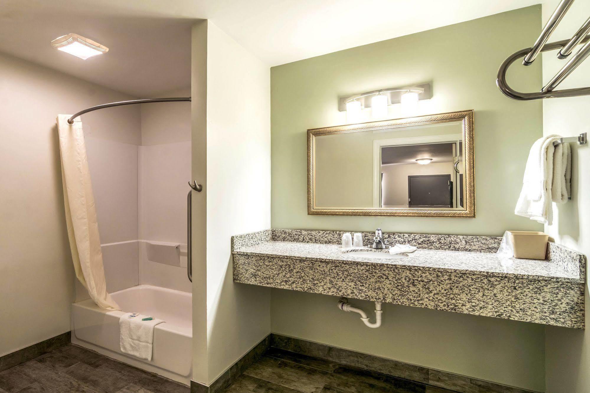 Rodeway Inn بورتاغ المظهر الخارجي الصورة